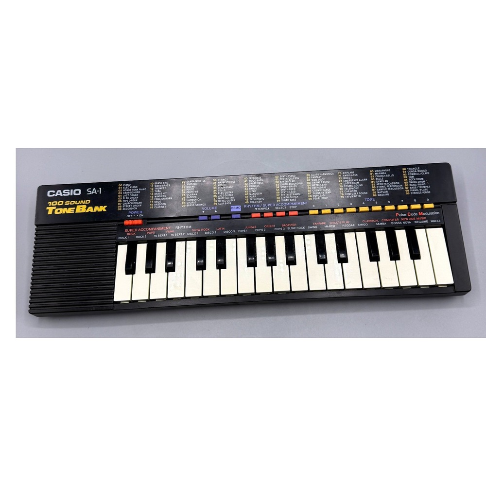 Casio SA-1 Tone Bank 100 Sound 32 Key Mini Keyboard Vintage PCM Synthesizer